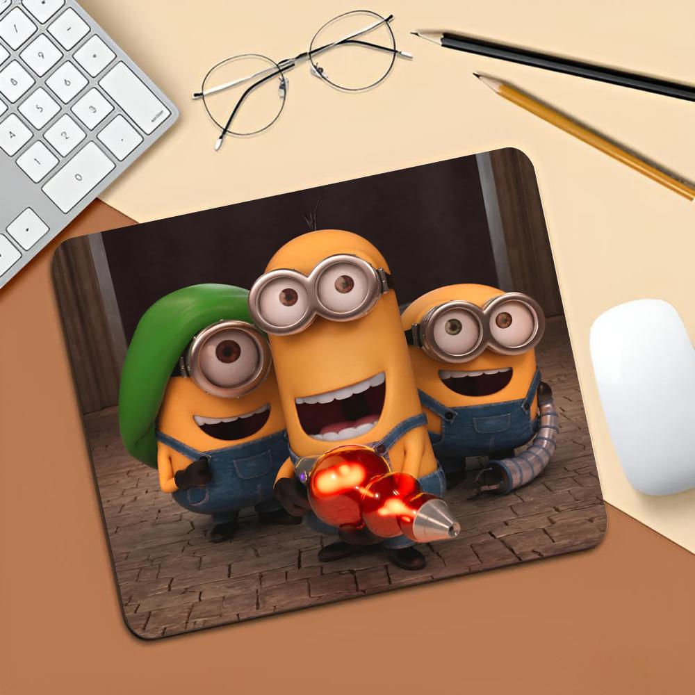 M-Minion Mouse Pad Gaming Lapt - Gaming Console Portable Pc ulasan dan harga